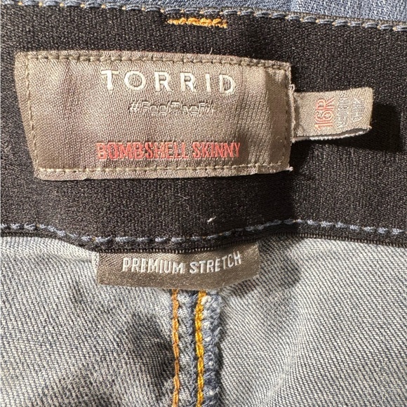 Torrid Bombshell Premium Stretch Skinny Jeans Size 16 - Picture 10 of 13